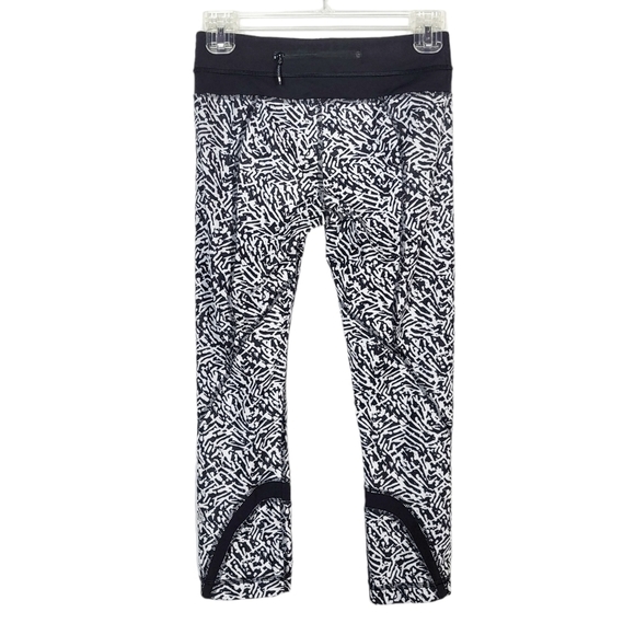 LULULEMON Run Inspire Crop II Luxtreme Leggings in zebra print animal print - Picture 2 of 6